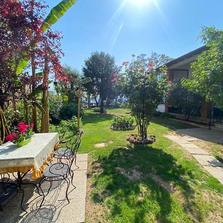 Casa Vacanze Gabbianella Villa Con Giardino Lungolago Maderno Тосколано-Мадерно Екстер'єр фото