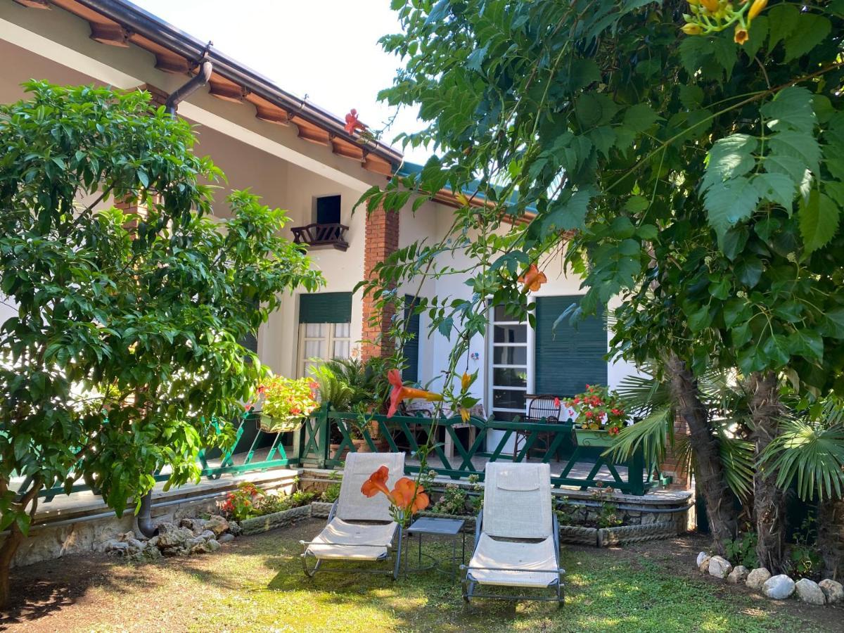 Casa Vacanze Gabbianella Villa Con Giardino Lungolago Maderno Тосколано-Мадерно Екстер'єр фото
